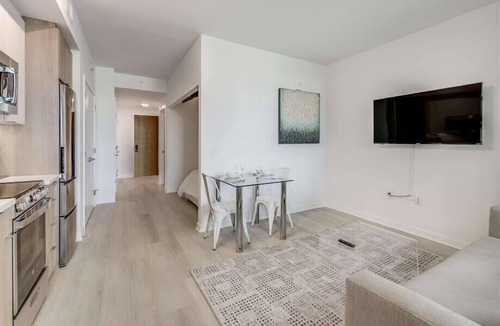NoMa Hotel | Relax in This Modern 1BR w/Essentials & Metro Access