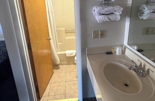 Dover Hotel | Relax Inn Dover Near Speedway