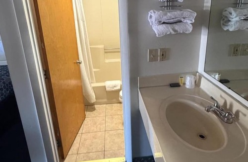 Dover Hotel | Relax Inn Dover Near Speedway