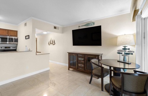 Rocky Point Condo | Relax On Tampa Bay 1 Bedroom Condo 2nd Floor