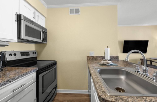 Rocky Point Condo | Relaxing 1BR w/Pool View, Private Balcony & Pool