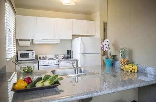 Wailua Hotel | Relaxing Beach Stay Awaits! 1 BR w/Pool Access and Free Parking!