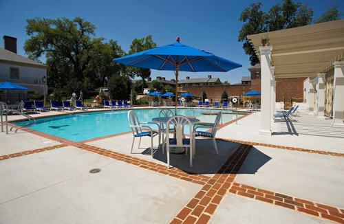 Williamsburg Hotel | Relaxing Hotel Stay Near Historic Williamsburg