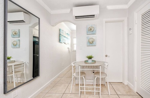 Redington Shores Apartment | Relaxing Stylish Coastal Studio Sunset Walks Ocean
