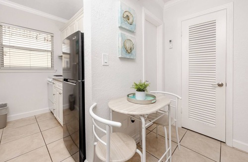 Redington Shores Apartment | Relaxing Stylish Coastal Studio Sunset Walks Ocean