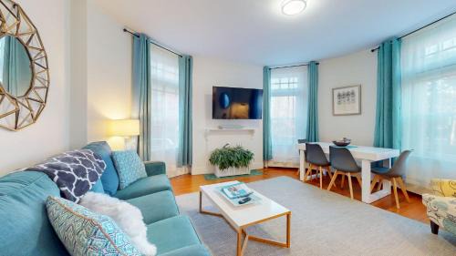 Cleveland Circle Apartment | Renovated 1BED, Steps to MBTA, Shops & Restaurants