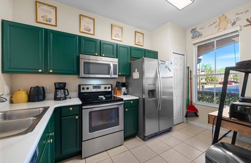 Regal Palms House | Resort stay near Disney & Universal w/themed beds