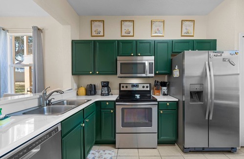 Regal Palms House | Resort stay near Disney & Universal w/themed beds