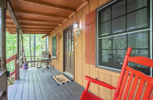 Blairsville Cabin | Retreat to Pet-Friendly Cabin near Helen, Blue Ridge & Appalachian Trail!