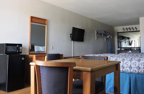 Marfa Hotel | Riata Inn