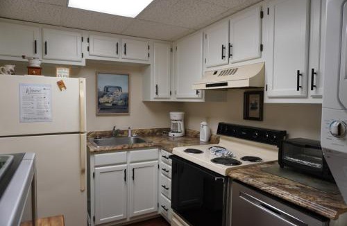Pigeon Forge House | River Place Condos #508 2BD
