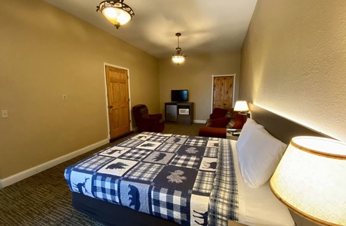 Pigeon Forge Hotel | Riverchase Lodge