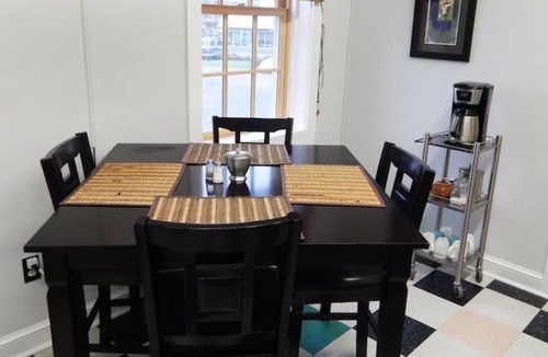 Salisbury Apartment | Riverfront Loft Apt A