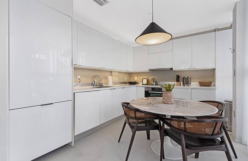 South Pointe Apartment | Roami at 250 Collins | Pool | Next to Beach