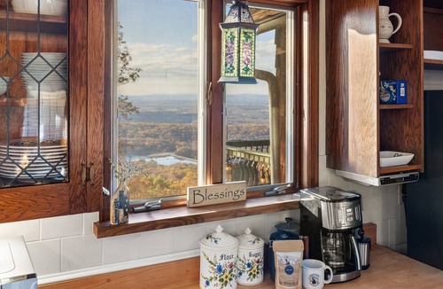 Kabletown Cabin | Rocky Ridge - Cabin w/Hot Tub & Heavenly Views!