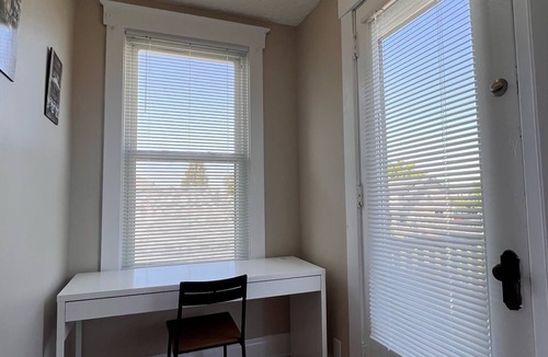 Norwood House | Rolston 2, Two Bedroom Unit near Xavier, Downtown