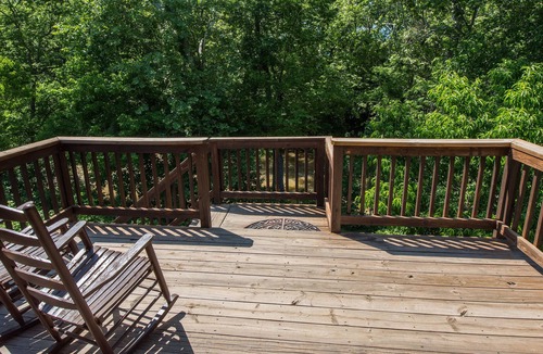 Luray Cabin | Romantic River Front cabin,Close to Luray