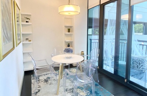 Lenox Condo | Romantic Upscale Buckhead 1bdrm Condo w/view