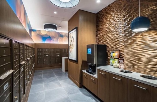Woodmont Triangle Apartment | Rooftop Terrace & Grill | Walk to Metro | Woodmont Triangle