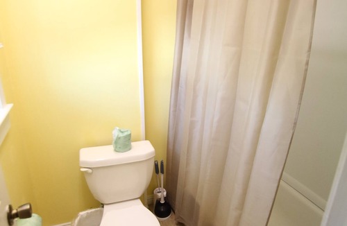 Topsail Beach Hotel | Room #207 Efficiency King w/Kitchen Dog NO