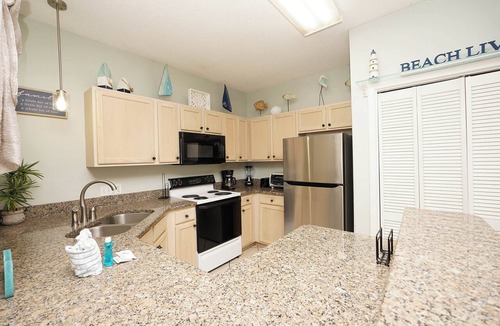 Holiday Isle Condo | Room for Everyone Pet-Friendly 3BR Near the Beach