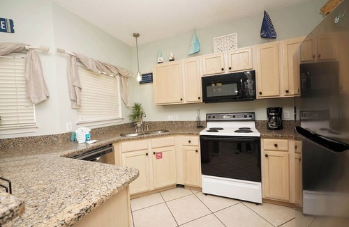 Holiday Isle Condo | Room for Everyone Pet-Friendly 3BR Near the Beach