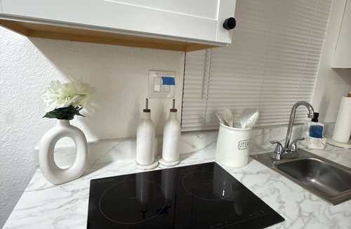 Paradise Apartment | Room modern and comfy, in VEGAS !