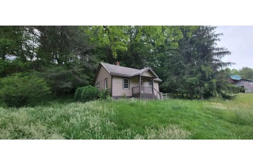 Vilas Cabin | Rustic 2 Bedroom Cabin in the mountains.
