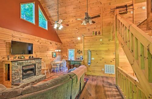 Andrews House | Rustic Andrews Cabin Rental w/Deck + Fire Pit!
