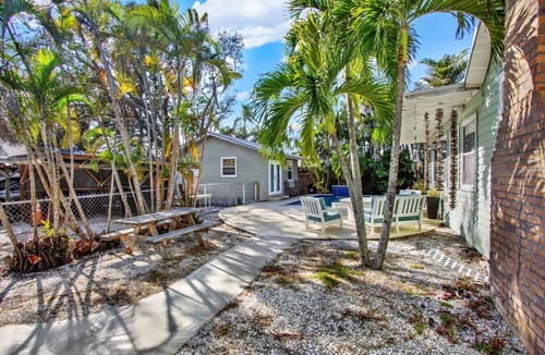 Cortez House | Rustic Coastal Cottage | 1BR W/Pool & Near Beach