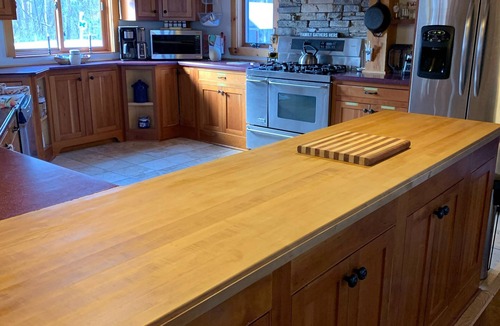Cape Vincent Cabin | RUSTIC yet ELEGANT! TALL TIMBERS LODGE in the Thousand Islands