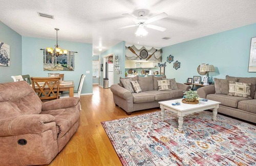 Demere Park House | Salty Dog | Pet-Friendly St. Simons Island Townhome Near Beach & Pier Village