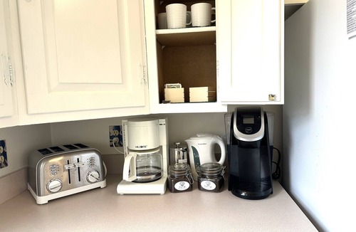 Campground Landing House | Samara Tide | 3BR Walk to Bay Beach, Pet Friendly
