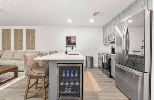 Ocala House | Santos Place -New Built Home -4Mins To Trailhead- Centrally Located!