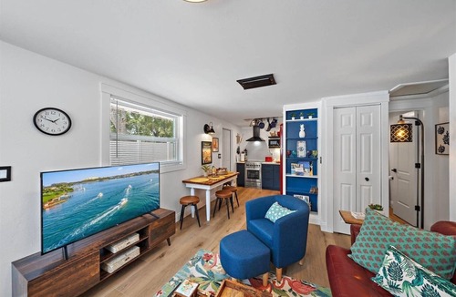 Park East House | Sarasota Retro Retreat