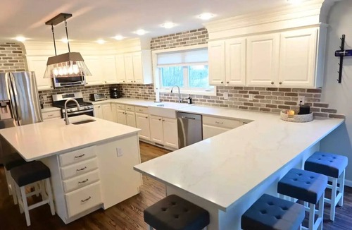 Saratoga Springs House | Saratoga oasis on 5.5 acres w/inground pooln