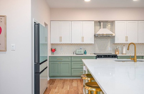 Savannah House | Savannah Dream House 4500 sqft w Elevator & more!