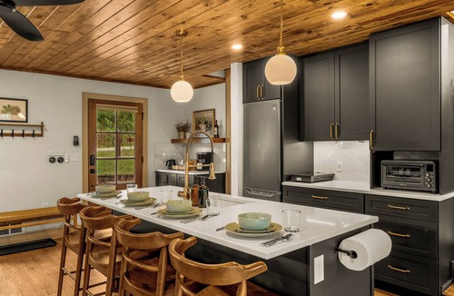 Cascade Cabin | Scenic Riverside Retreat: Sauna, Hot Tub, & Fire Pit, by Forest & Peak Retreats