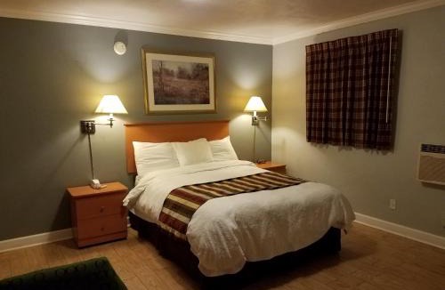 Okeechobee Hotel | Scottish Inn - Okeechobee