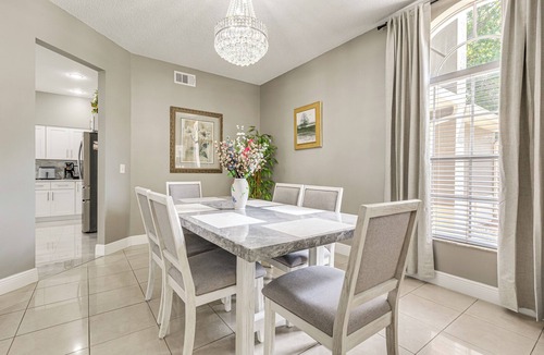 Apopka House | Screened Lanai & Yard! Family Getaway in Apopka
