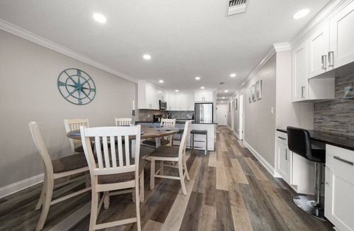 Redington Shores Condo | Sea Oats Condo #302 Direct Gulf with Heated Pool