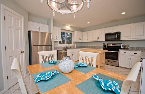 Pine Knoll Shores House | Seacluded Tree House, Oceanfront House in Pine Knoll Shores, NC!