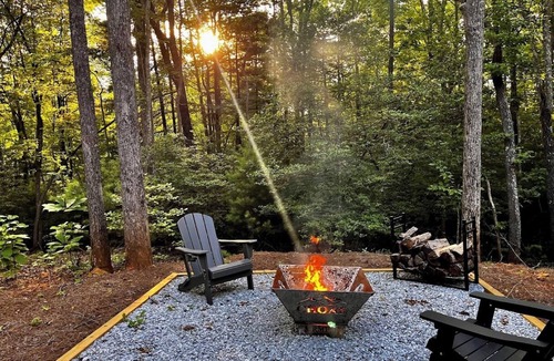 Unaka Cabin | Secluded 3 Acres in NC Mountains· Hike, Raft & Fire Pit