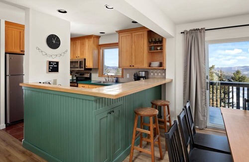 Warren Cabin | Secluded Luxury Ski In Ski Out Retreat South Village Villas Lincoln Peak Vermont