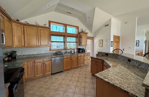 Ocean Sands House | Secluded Oceanside Oasis Amazing Ocean Views,Elevator , Heated Pool, Hot Tub!