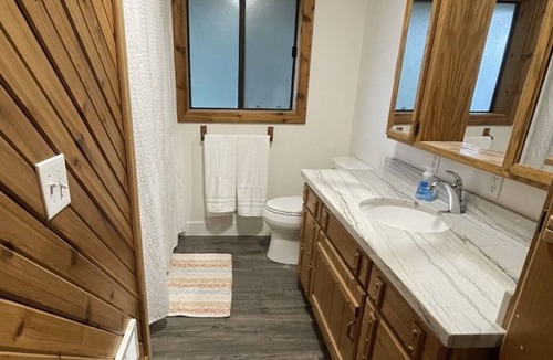 St. Anthony House | Secluded Riverside Farmhouse - overlooks the Snake River.