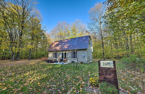Frederic Cottage | Secluded & Rural Frederic Home w/Barn on 25 Acres