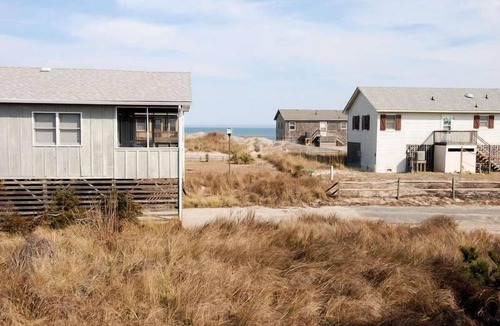 South Nags Head House | Semi-oceanfront and affordable in quiet South Nags Head!
