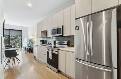 Home Park Hotel | Sentral West Midtown At Star Metals