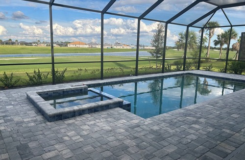 Venice House | Serene 3-bedroom/3 Bathroom house with hot tub/pool in charming Venice